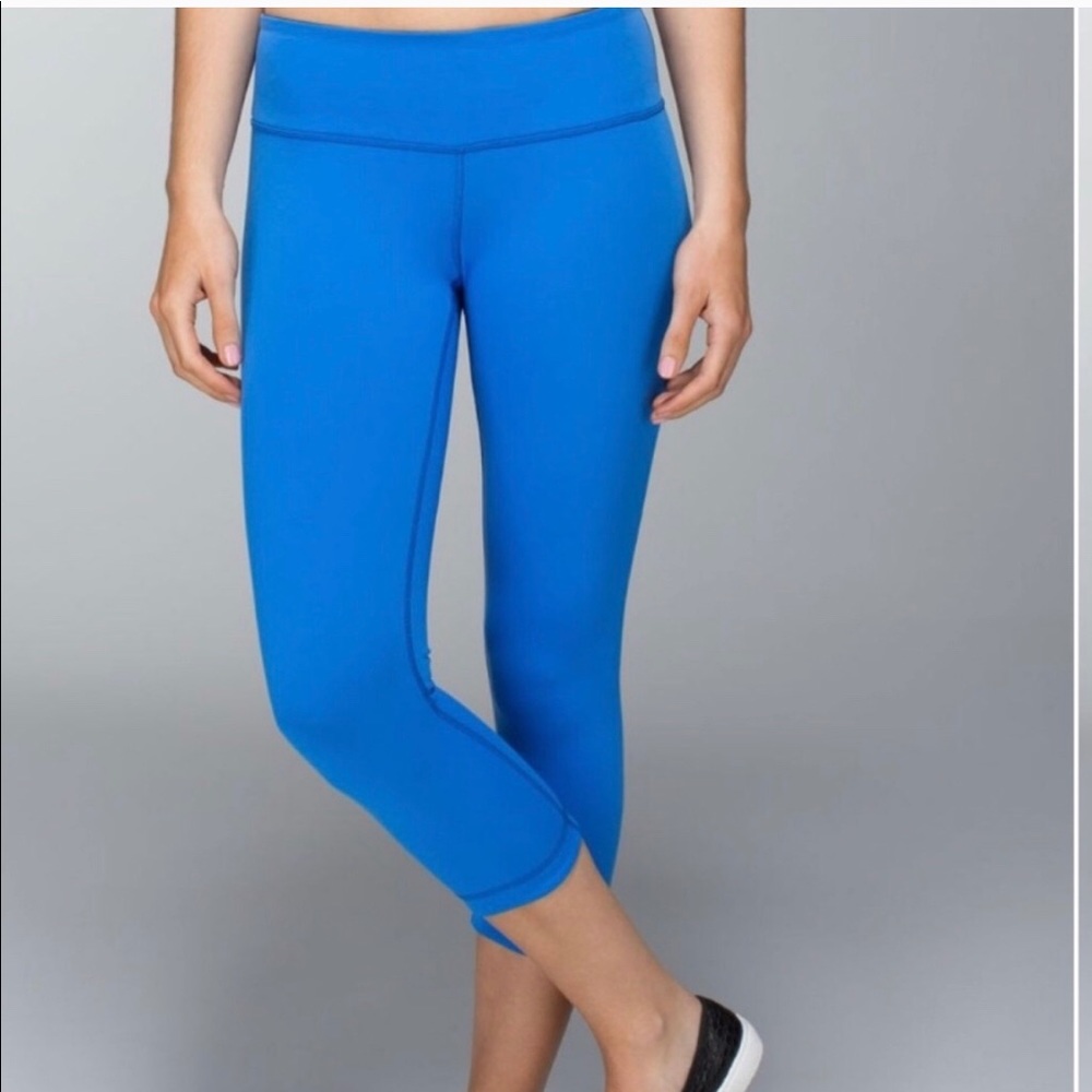 Lululemon size 4 cropped leggings